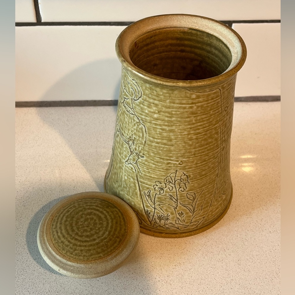 Vintage Handmade Studio Pottery Lidded Canister Vase – Storage Jar - Picture 6 of 8